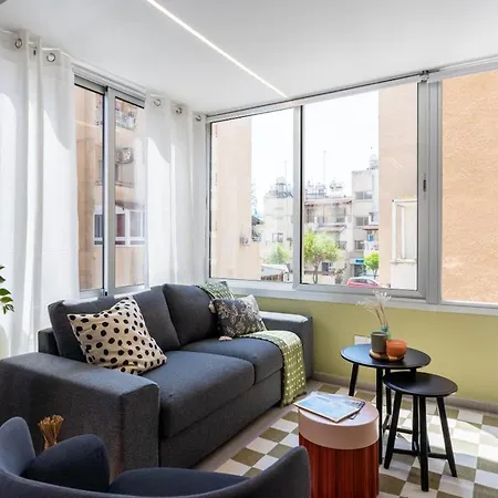 Cloudwalk 1- Bedroom In Apartment Larnaca