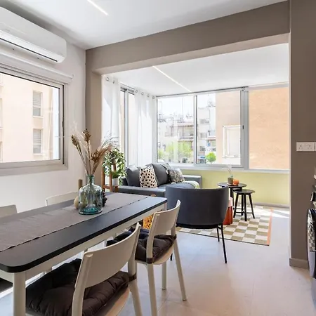 Cloudwalk 1- Bedroom In Apartment Larnaca